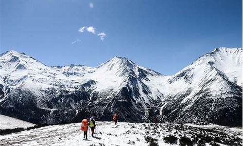 四姑娘山登山路线图_四姑娘山登山攻略最新消息