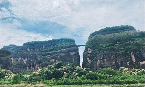 龙虎山旅游攻略自驾游二日游,龙虎山旅游攻略自由行路线