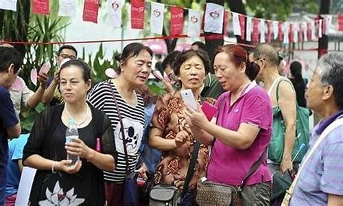 东风公园相亲角在哪里,东风公园附近美食