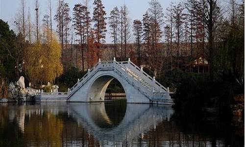 南京白鹭洲公园二水桥历史_南京白鹭洲公园